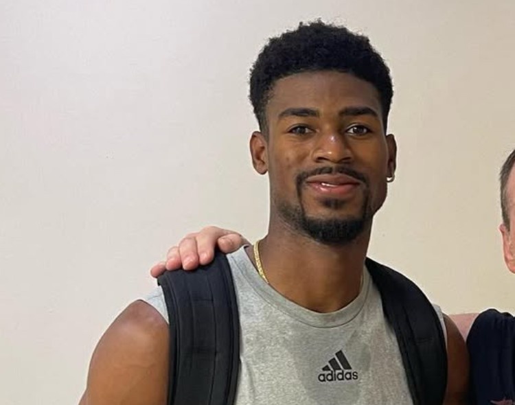 首秀4分1板1助！媒体人：贝利可能还在倒时差 有待观察不要一场论