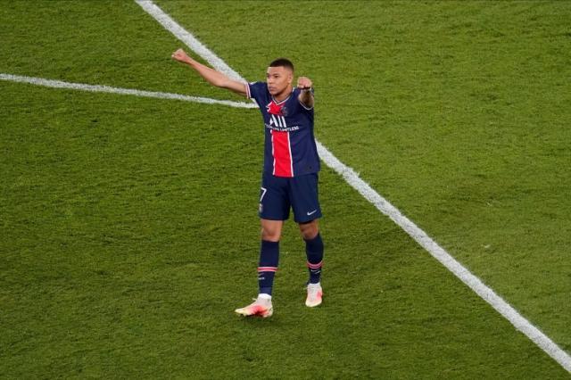 球探体育-【早报】操作猛如虎，排名原地杵！西葡德法全数出线！