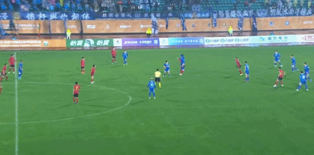 球探体育-南京城市2-1逆转长春亚泰，泽-维托尔破门、余梦辉建功